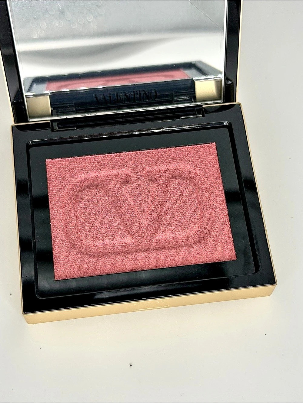 Valentino Color Crush Longwear Eye-to-Cheek Blush 123R - Picture 2 of 8
